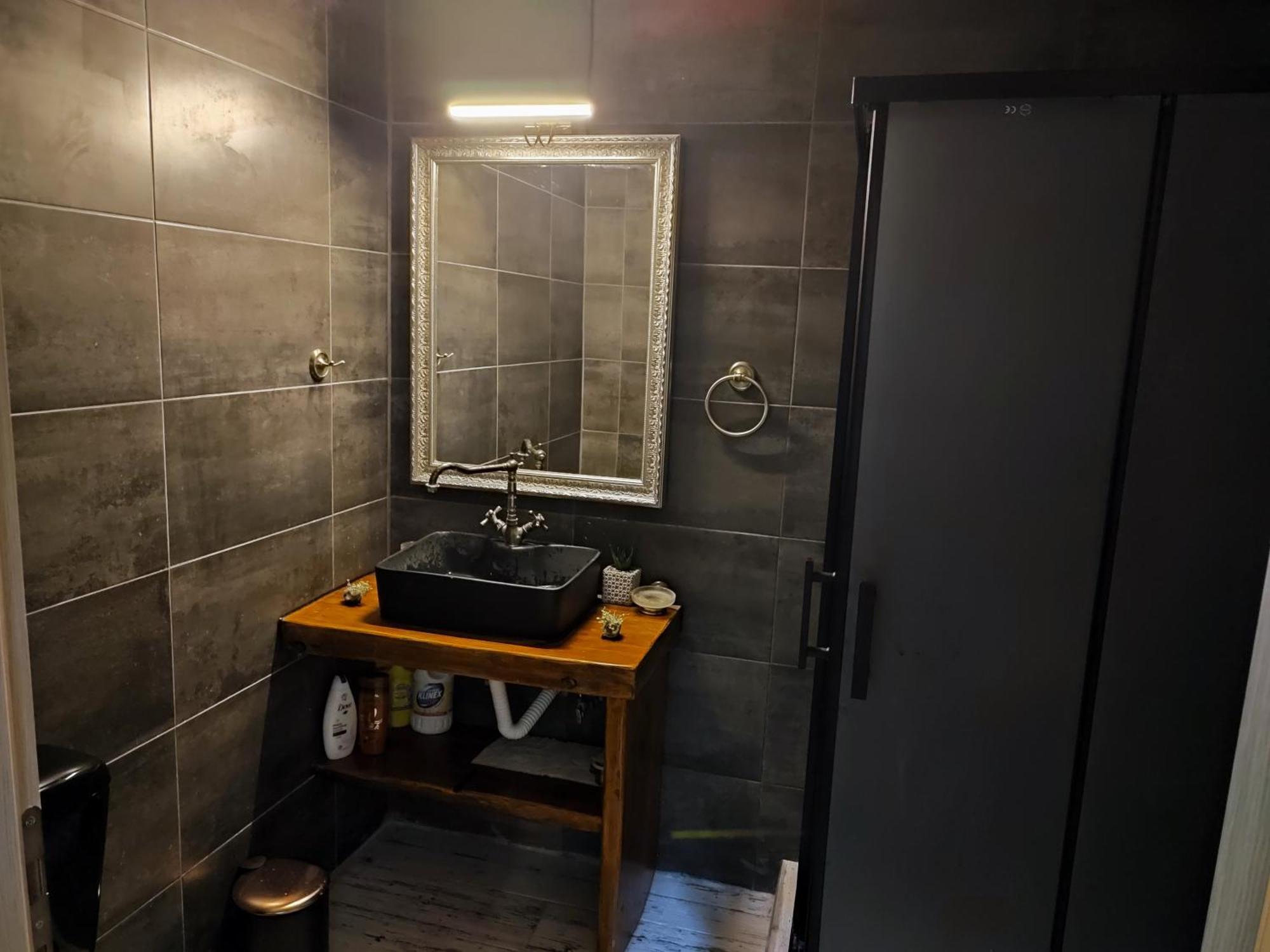 Apartment Loukas *